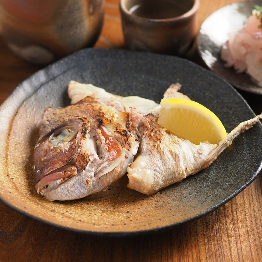 Grilled Sea Bream Head Shoyu Flavored 鯛魚頭燒(醬油味)