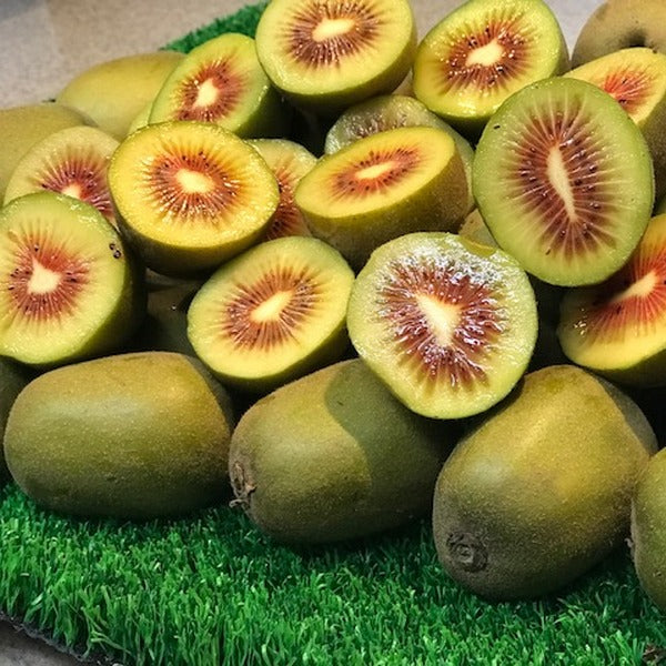 Rainbow Red Kiwi Fruit 日本彩虹奇異果(猕猴桃)