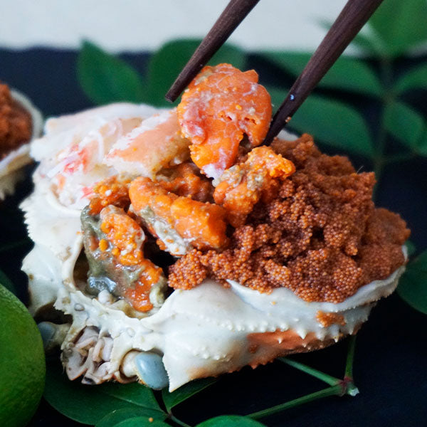 Female Snow Crab Shell Delicacy (sekogani) 新鮮香箱蟹甲羅盛