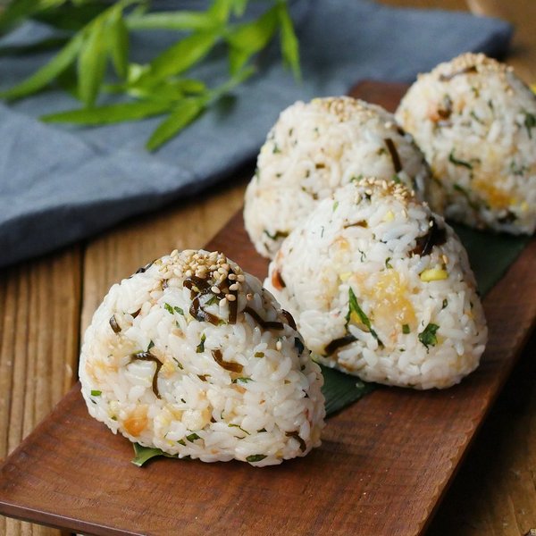 Plum-Flavored Sea Salt (Ume Shio) 50pks