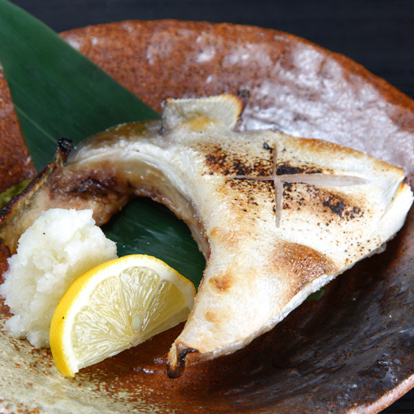 Grilled Hamachi Kama (Collar) 鰤魚下巴 (醬油味)