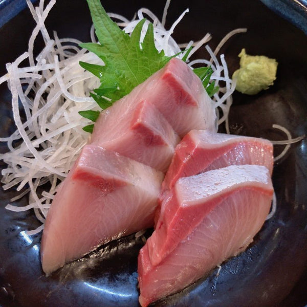 Fresh Hamachi (Buri) Loin  日本新鮮鰤魚刺身 "日本開運魚"